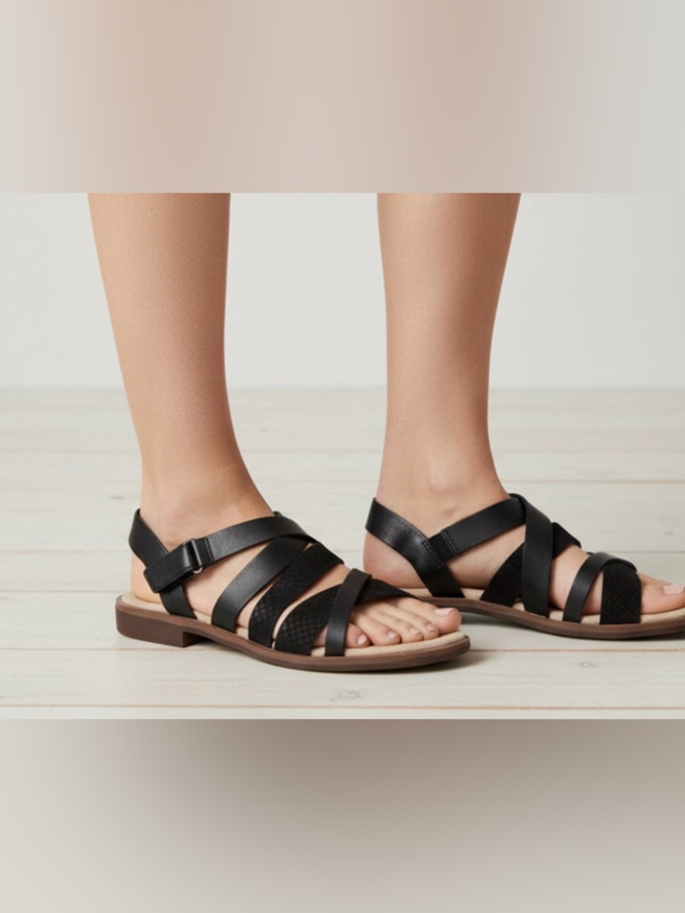 CLARKS Ultimate Comfort Sandals Size 7